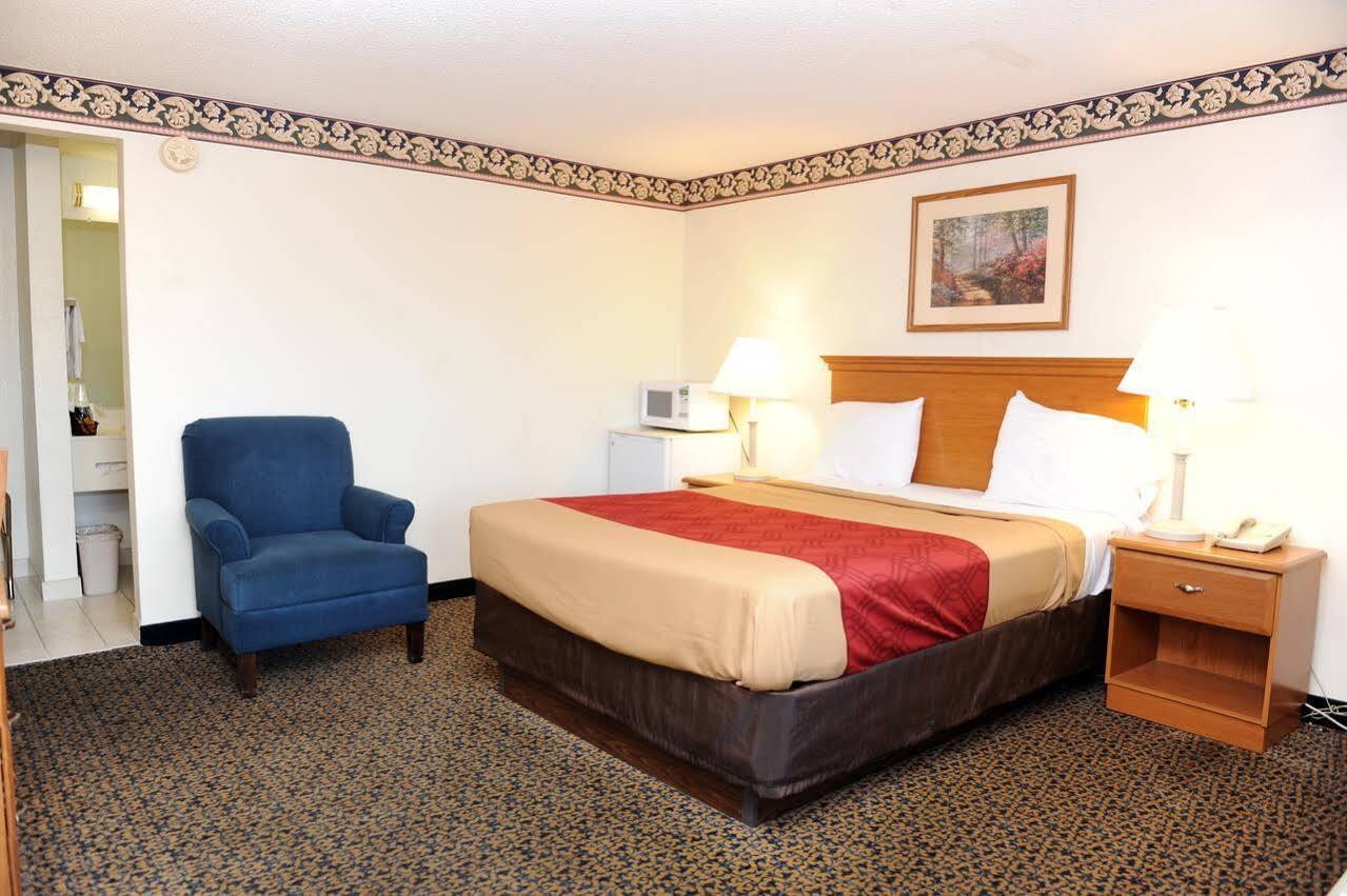 Gateway Inn Templeton ภายนอก รูปภาพ