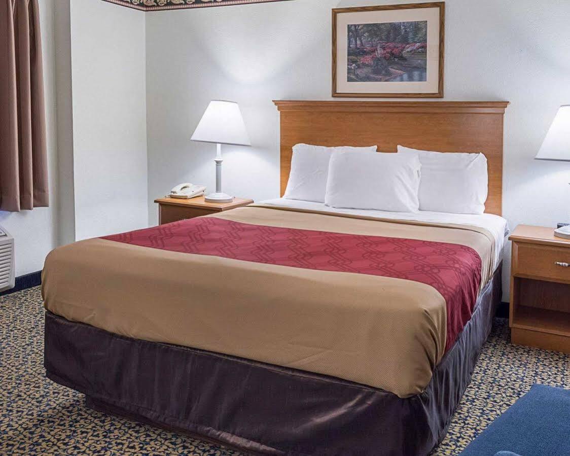 Gateway Inn Templeton ภายนอก รูปภาพ