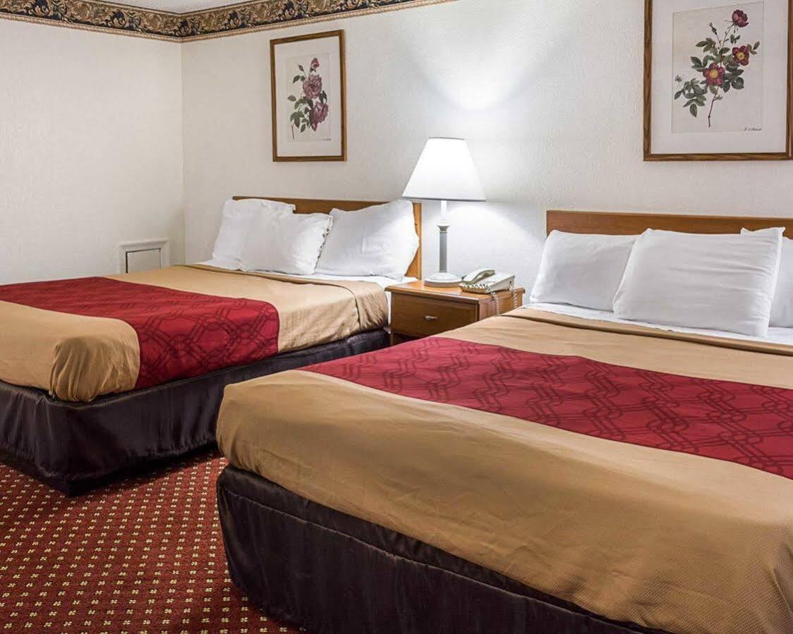 Gateway Inn Templeton ภายนอก รูปภาพ